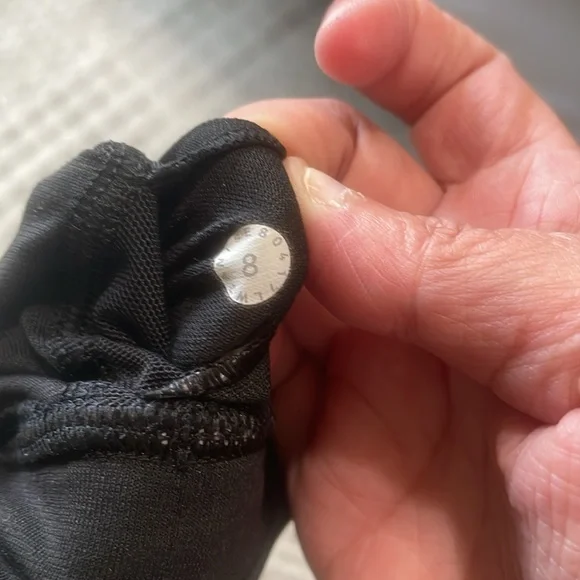 Lululemon Break Free Bra NWOT Floral Print Size 8 - Picture 6 of 7